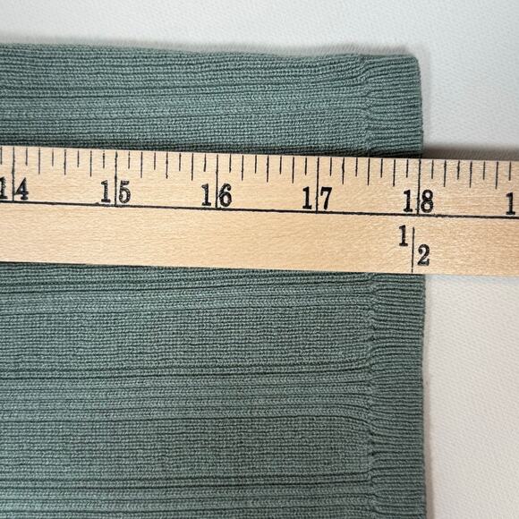 Guess Ribbed Crop Cardigan Sweater Women’s L Grey Olive Stretch Long Sleeve - Picture 7 of 7